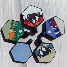 饰品配件;餐垫、杯垫;日用橡胶