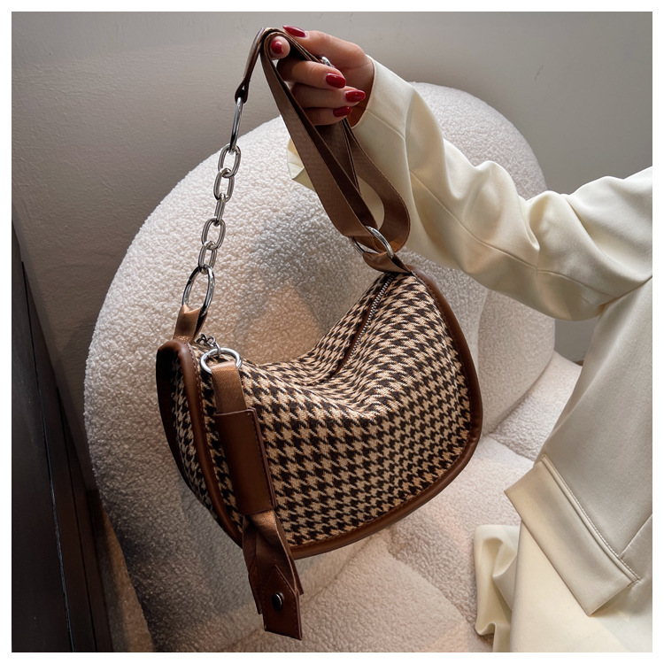 Commuter Shoulder Messenger Bag For Women Small Square Handbag_voghion.com