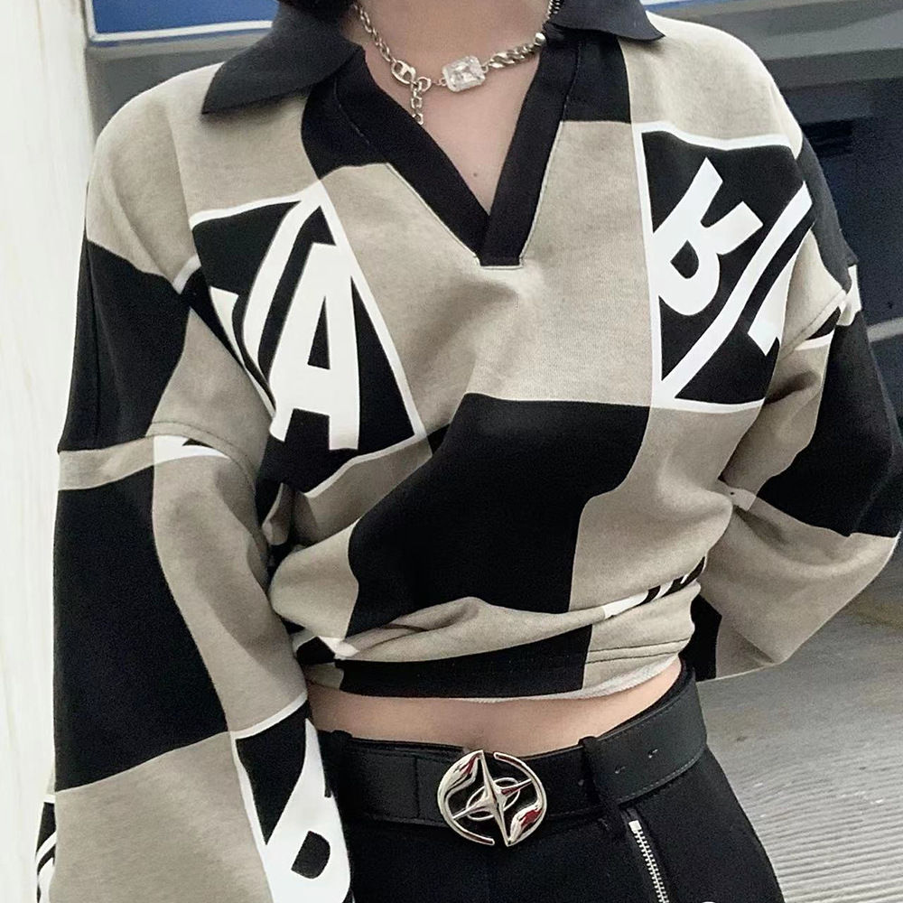 2023 New Ins Style Men's and Women's Retro Fashion Versatile Pure Black Belt Logo Metal Button Head Belt_voghion.com