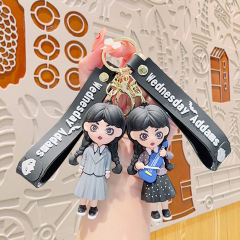 精巧な漫画の公仔の水曜日のアダムズの装飾のキーホルダーの包みのペンダントの卸売りのかばんのキーホルダーの贈り物
