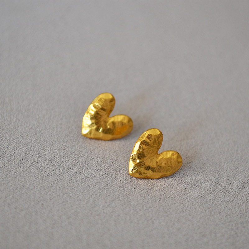 Women's Gender 1 Pair Elegant Retro Heart Shape Brass Ear Studs