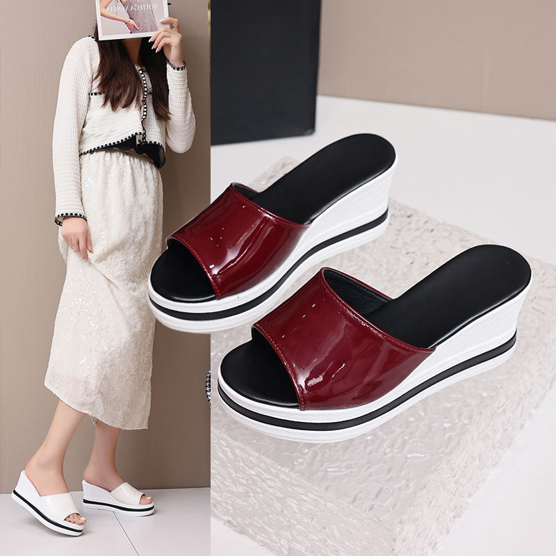 Women's Summer Sandals with Thick Heels, Waterproof Platform, 2025 Korean Style, Single Strap, Peep-Toe, Platform, Super High Heels, Runway Style