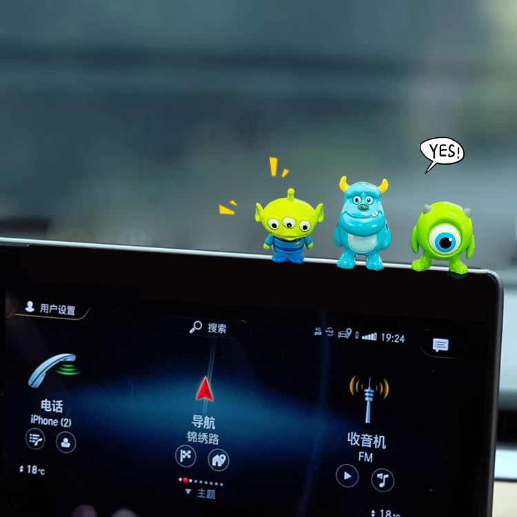 Decoraciones para automóviles accesorios para interiores juguetes lindos movilización total de automóviles consola pantalla de visualización muñeca decoración