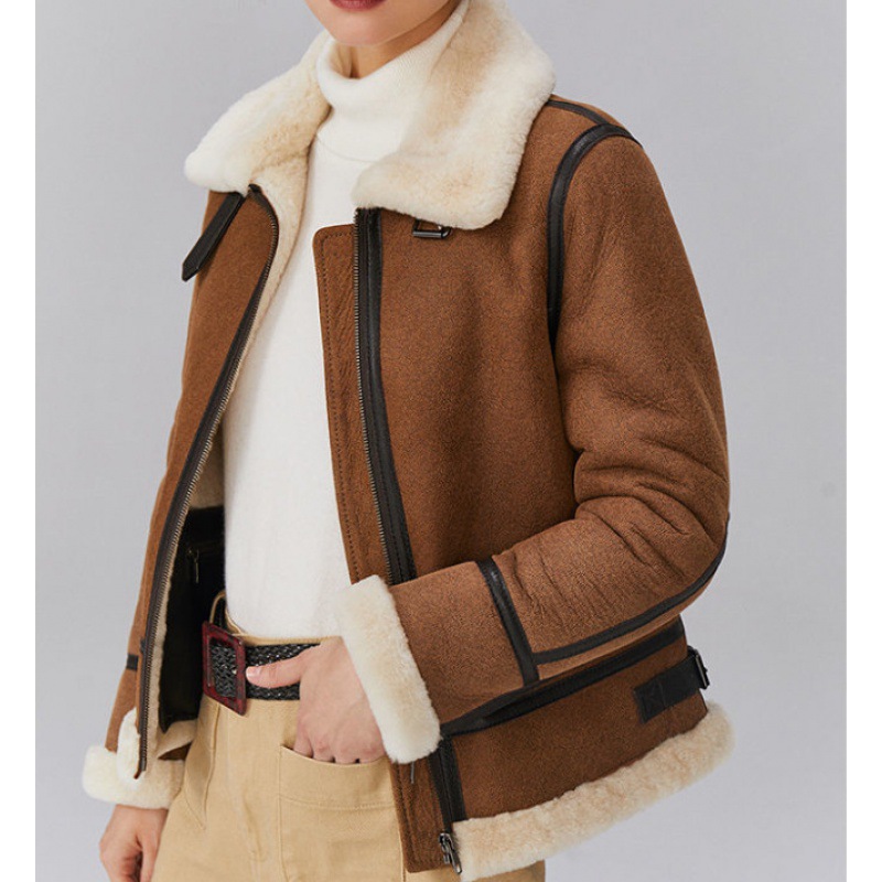 Pelliccia di pecora corta da donna con pelliccia spessa_voghion.com