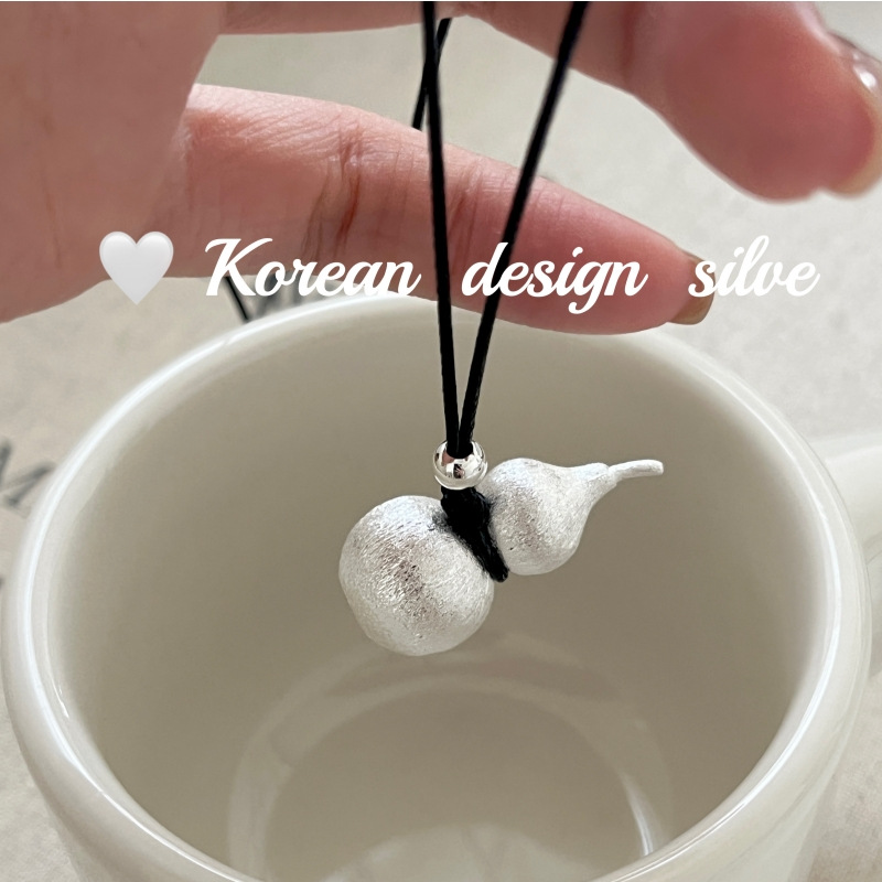 2024新款韓版設計飾品S925純銀拉絲葫蘆黑色項鍊秋冬疊戴毛衣鏈女
