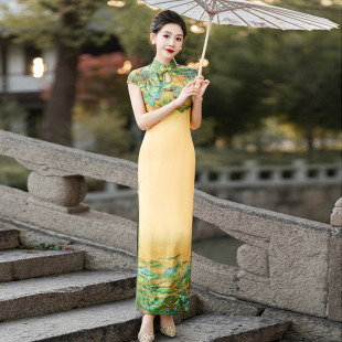 Yellow Long Modified Cheongsam with a Water Drop Neckline, 2025 New Vintage Style for Young Women, Suitable for Runway Shows