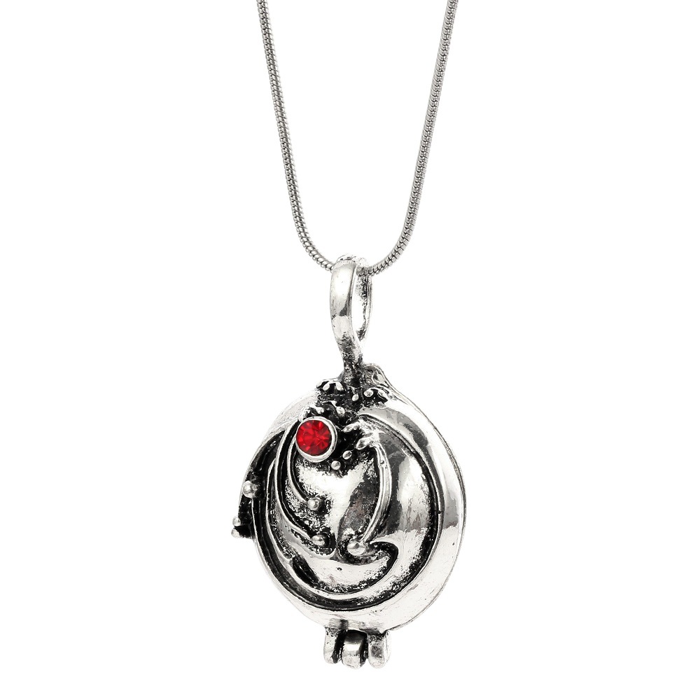European and American Movie Creative Retro Vampire Diary Sacred Heart Cross Necklace Retro Love Pendant Stylish