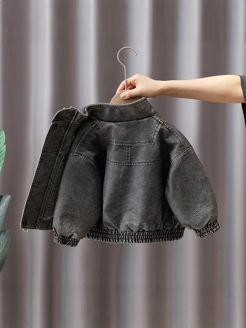 7604 ropa de primavera para niños chaqueta de cuero fresca y hermosa chaqueta de calle frita occidental para niños 2025 nueva moda de primavera y otoño cuero rojo neto