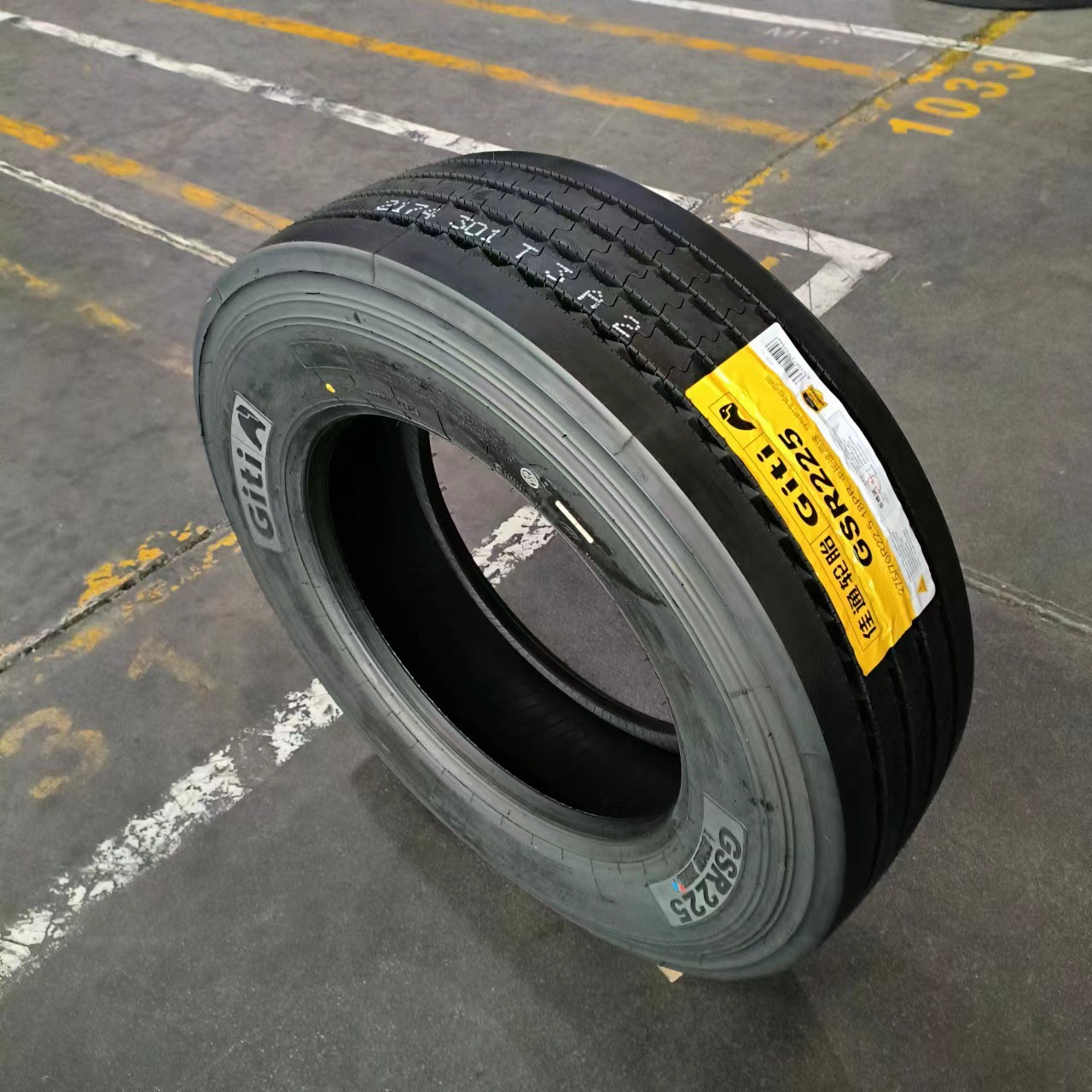 Jiantong neumáticos Giti GSR225 11R22.5 neumáticos de vacío de acero para camiones de carga