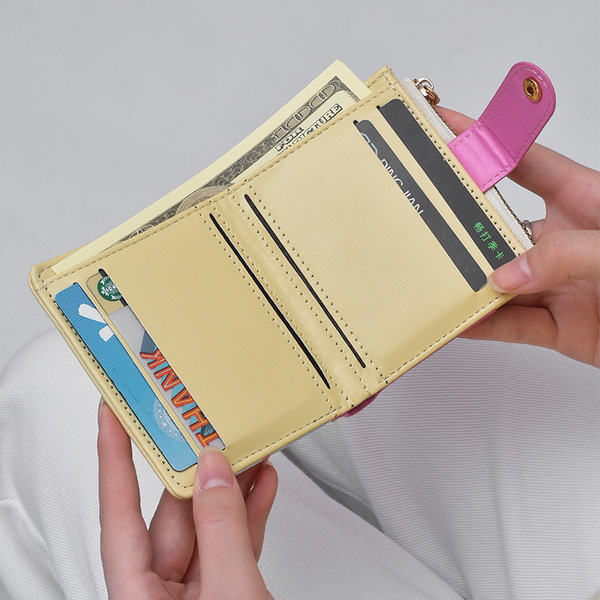 Light and thin small wallet