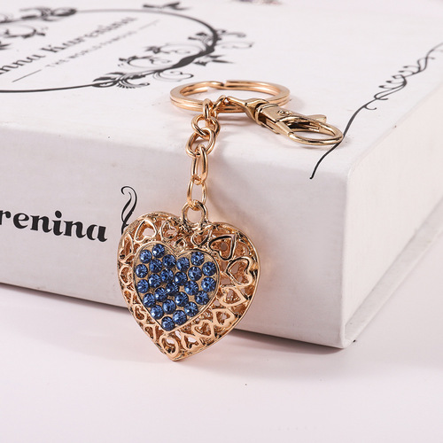 Creative Diamond Couple's Heart Car Keychain, Women's Bag Accessory, Love Keychain, Metal Pendant Ornament