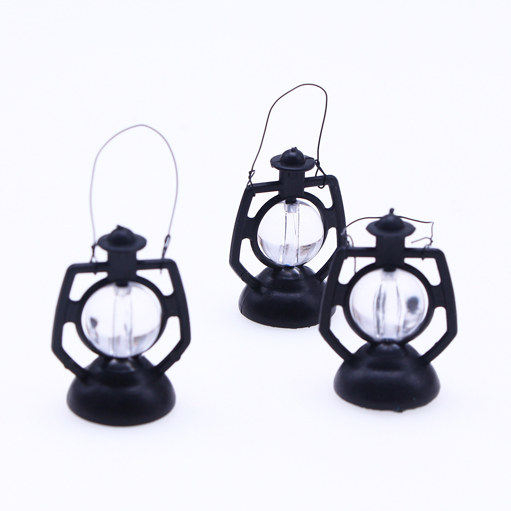 Retro handheld black small doll house