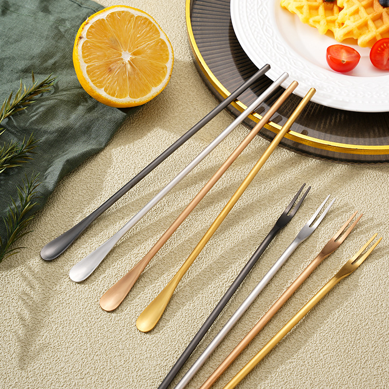 Cuchara de acero inoxidable con mango largo para café y miel_voghion.com