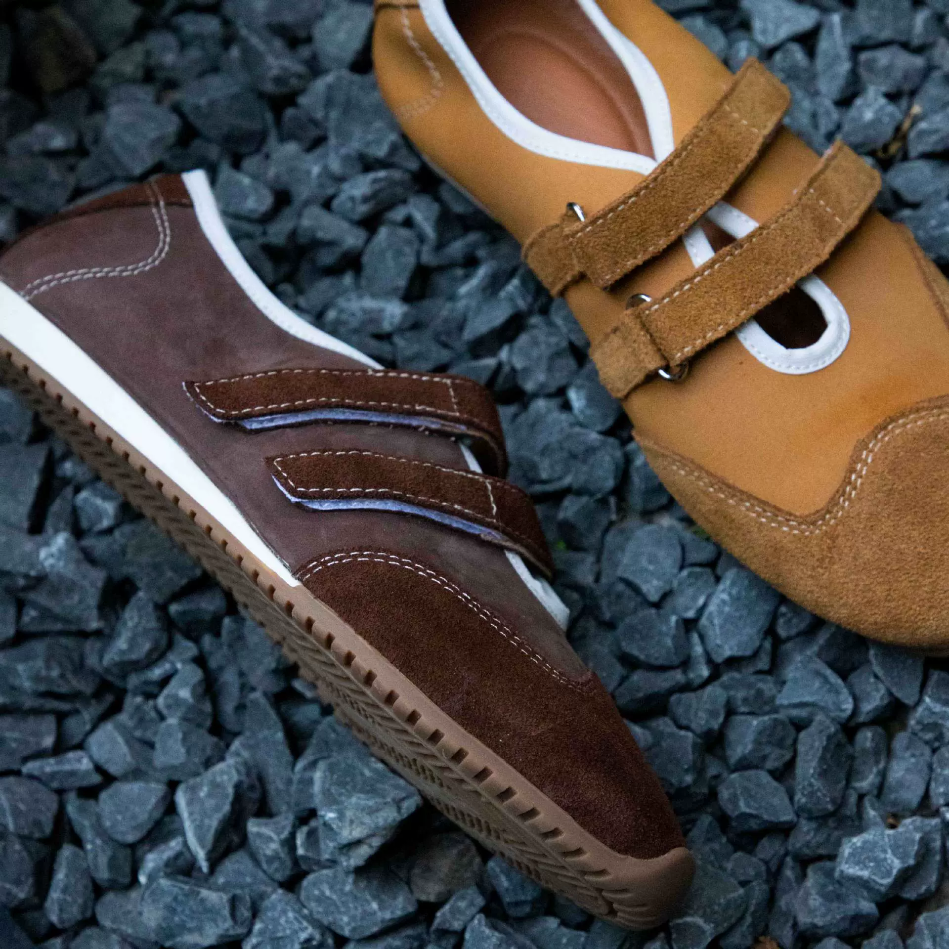 牛皮运动玛丽珍鞋女魔术贴复古圆头平底休闲单鞋拼色真皮女鞋定制