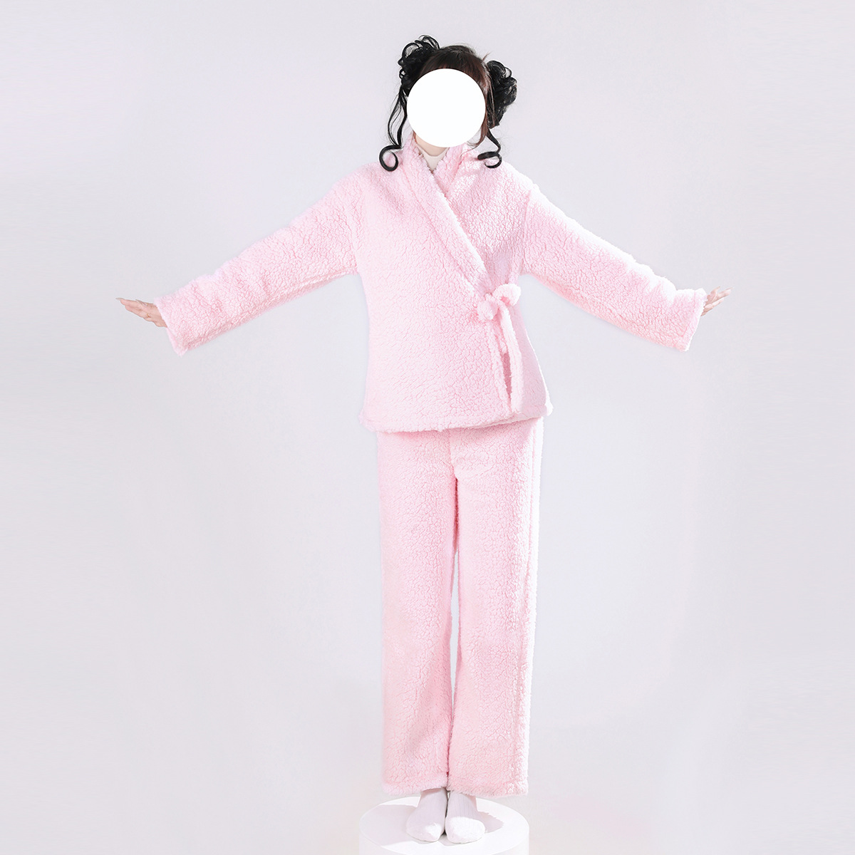 Lenguaje de algodón original pijamas Hanfu trajes de mujer pijamas gruesos y cálidos albornoces de manga larga trajes de servicio a domicilio 9518