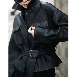 女式毛呢外套;女式皮衣;皮草