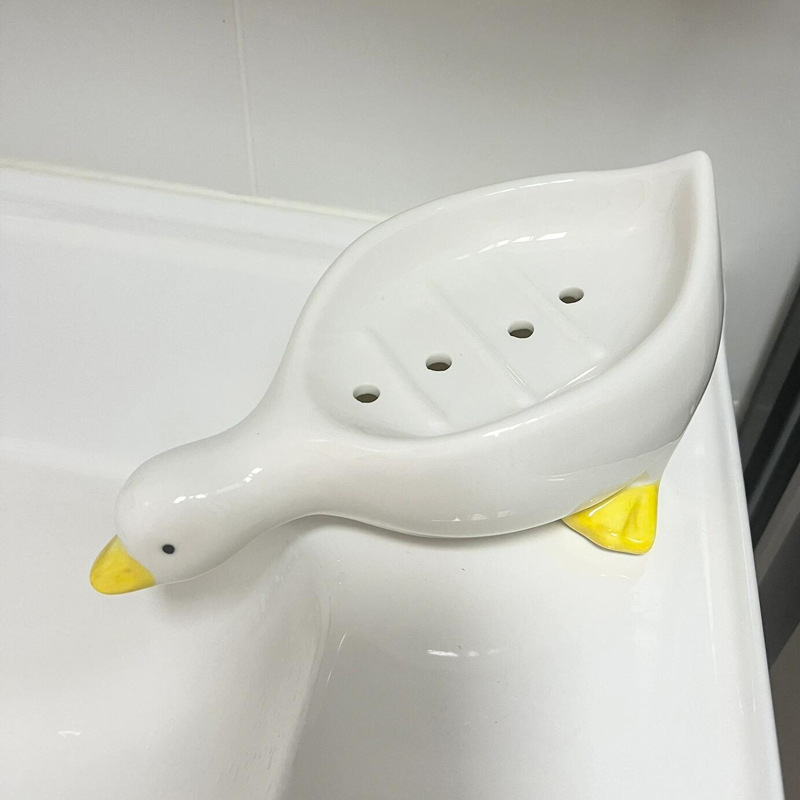 【新しい家の百個の宅配便】アヒルの陶磁器の石鹸箱の水切り家庭用アニメトイレの石鹸箱の皿|undefined