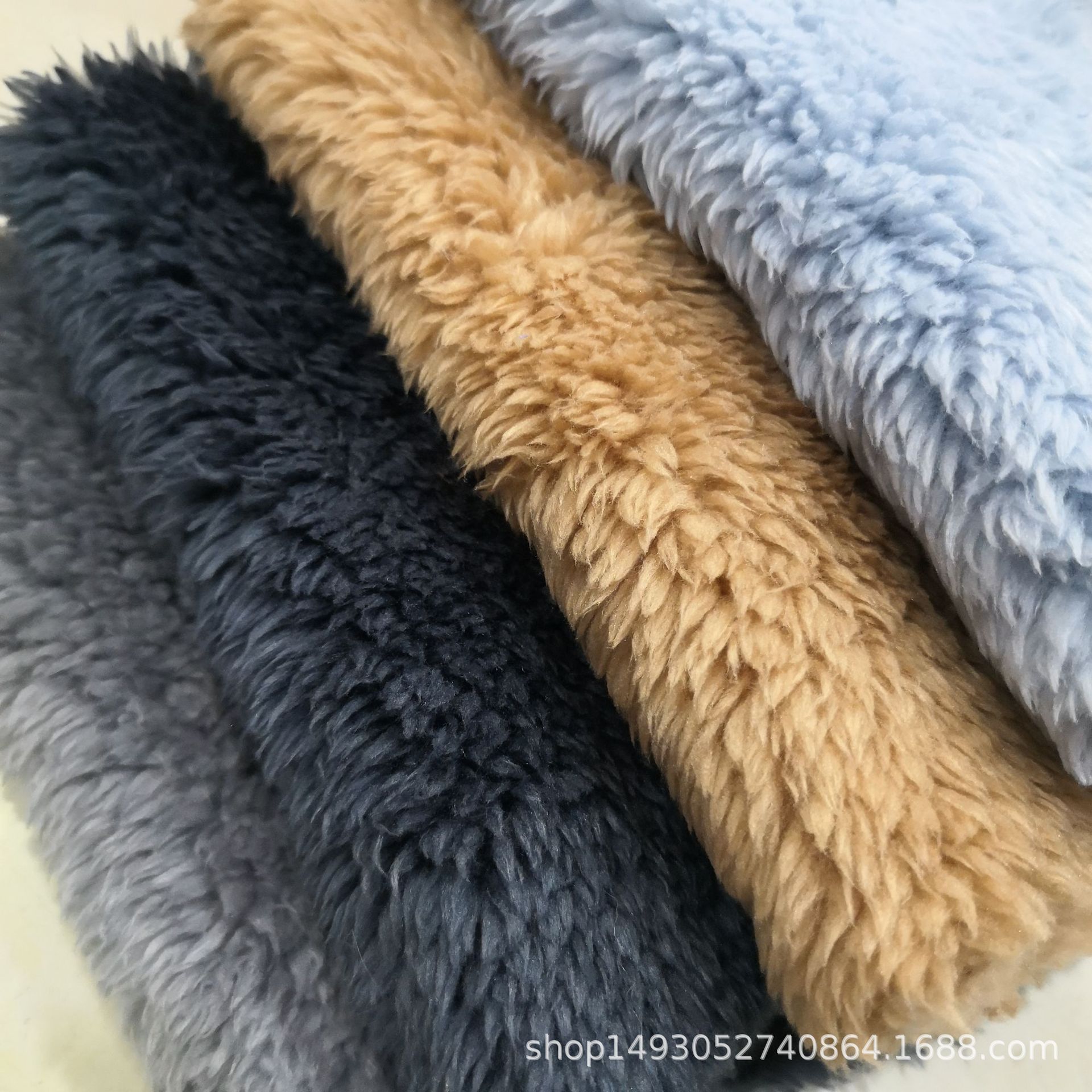 现货 370g/㎡双面舒棉绒 加厚北极绒布 家居服睡衣毛毯套装面料-阿里巴巴