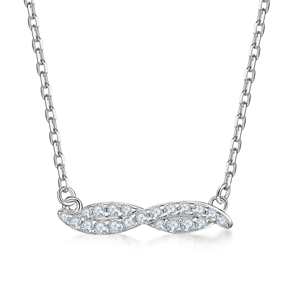 Small design necklace with bow