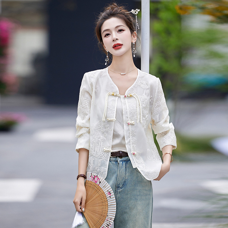 新中式国风薄款外套女2024夏季新款高级感短款刺绣漂亮白色防晒衣