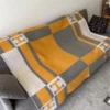 Grid orange