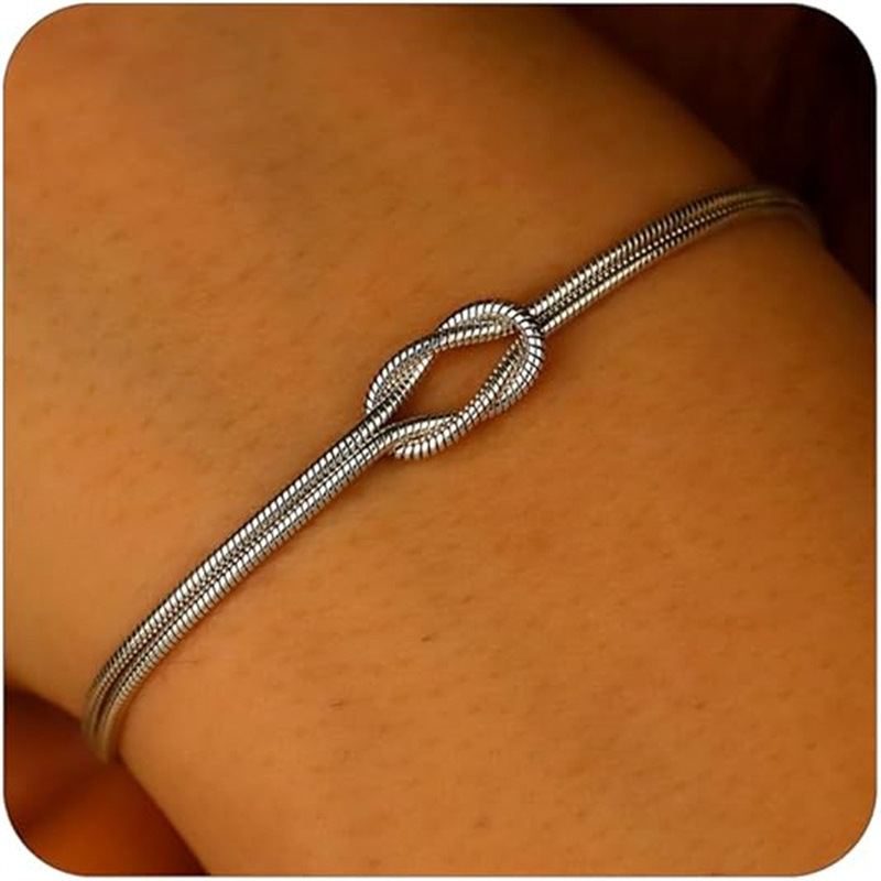 Valentine's Day Gift Couple Knot Snake Chain Bracelet Handmade Knot Clavicle Chain Herringbone Chain Bracelet Jewelry Wholesale