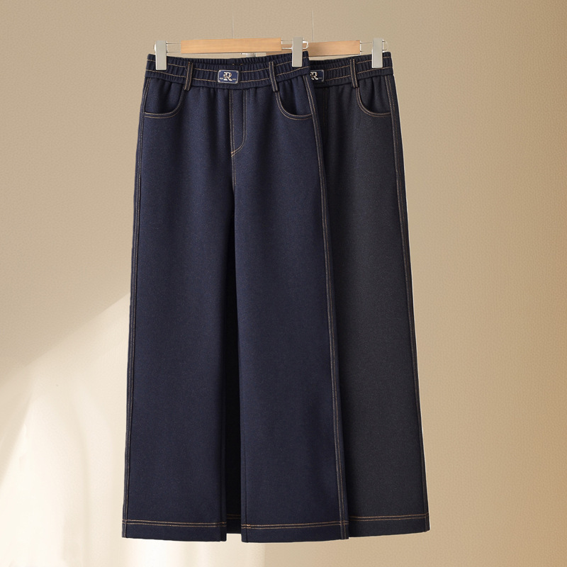 Middle-aged and elderly women's fleece-lined stretch denim wide-leg pants, elastic high-waisted, autumn and winter, plus-size, loose straight-leg mom pants Middle-aged and elderly women's fleece-lined stretch denim wide-leg pants, elastic high-waisted, autumn and winter, plus-size, loose straight-leg mom pants