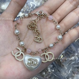 ���挍������pCС���L��֬�����ķ������Ů�r�а�ɫ�����֭hŮ
