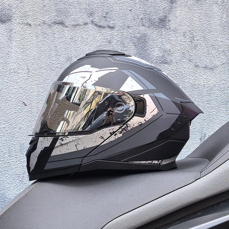 LVS3C certificado casco de motocicleta estándar nacional para hombres y mujeres casco de cara a cara casco de locomotora de verano seguridad general de cuatro estaciones