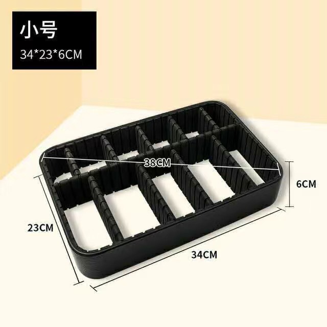 Removable cosmetic bag