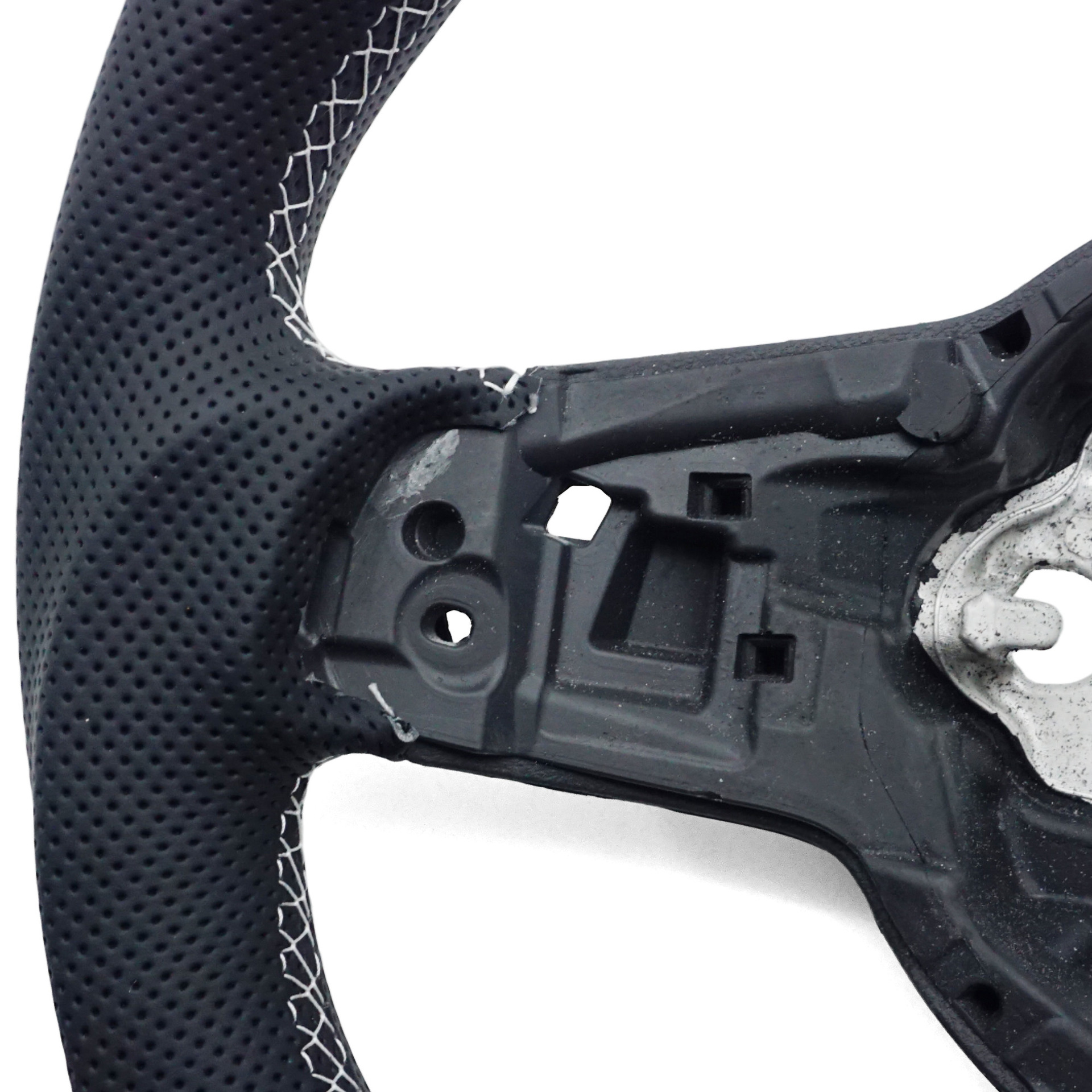 Suitable for Golf 7 Golf Mk7 Gti Rline Semi-Perforated White Stripe Steering Wheel with White Center Dial Base