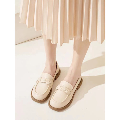 Women's 2025 Spring and Summer Soft Leather Low Heel Casual Loafers Slip-On Shoes