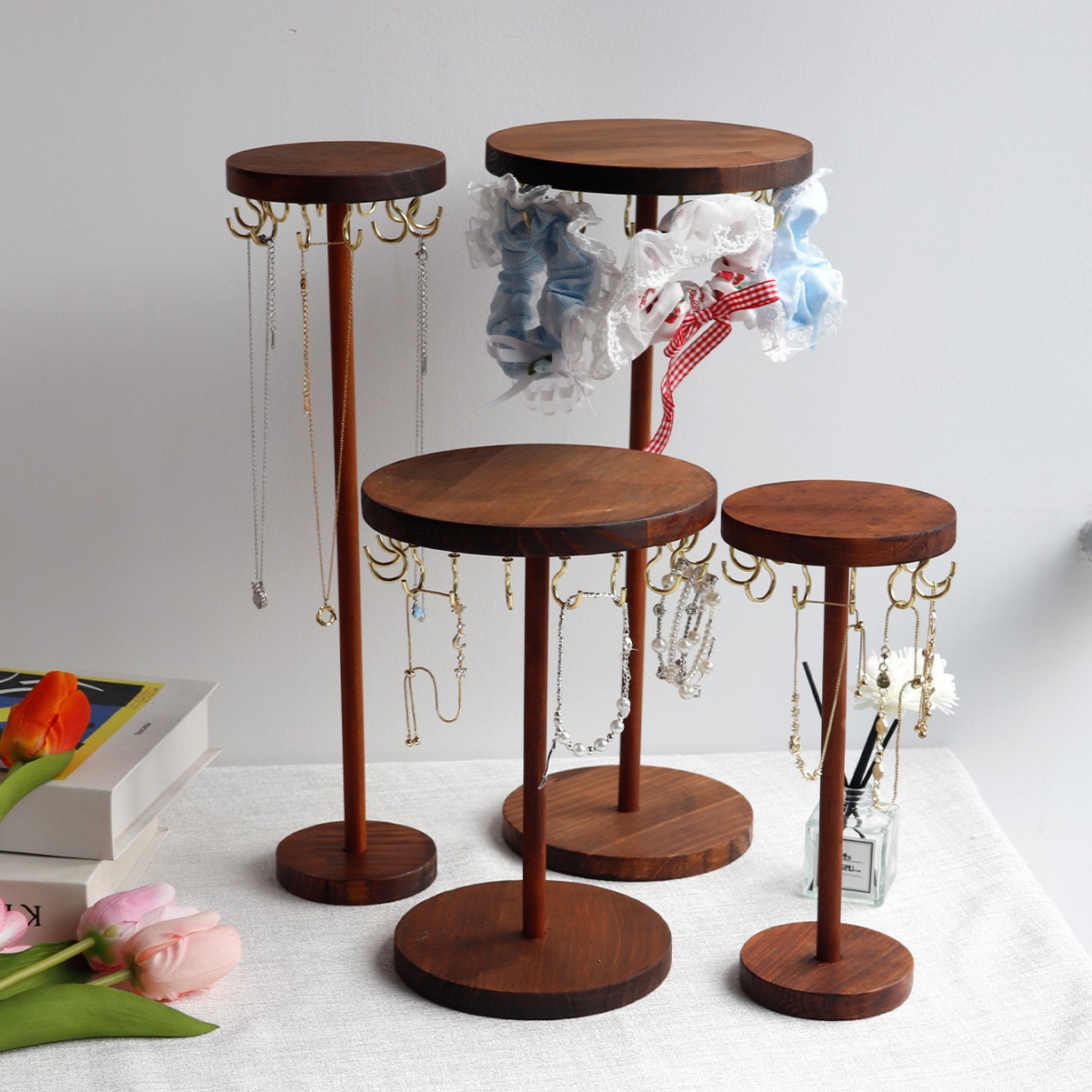 �����ֻ�����ҹ�����չʾ��ë������Ʒ��������̯�������μ�ʵľ