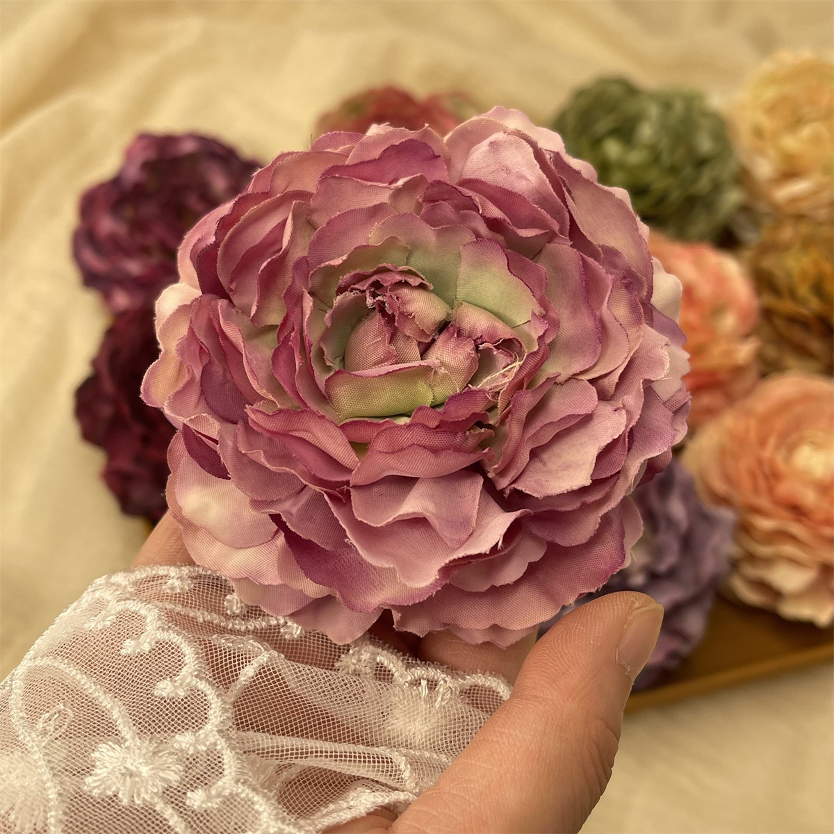 Elegant Sweet Women's Flower Polyester Cloth Hair Clip display picture 5