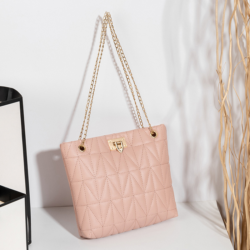 Bolso versátil bolso de hombro de las mujeres 2022 bolsos de mano bolso bordado bolso de la momia bolsa de mensajero de cadena de gran capacidad