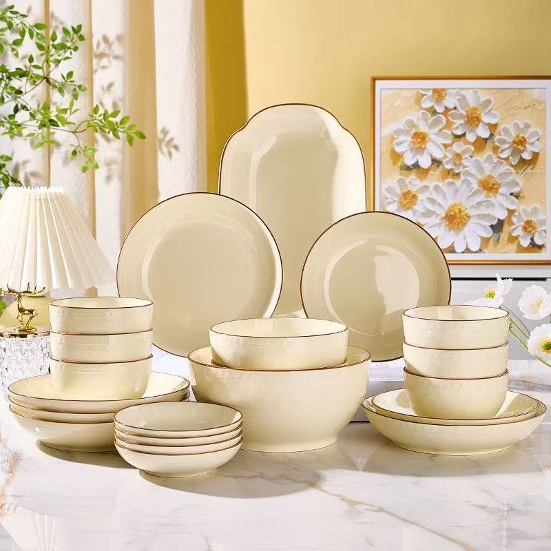 Cuencos de arroz de cerámica doméstica crema de viento red platos platos platos de sopa platos de sopa platos de platos simple relieve cubiertos image 1