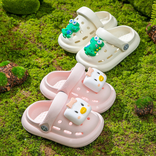 Children's slippers summer girls cartoon cute Baotou Crocs baby indoor non-slip ultra-light toddler slippers children
