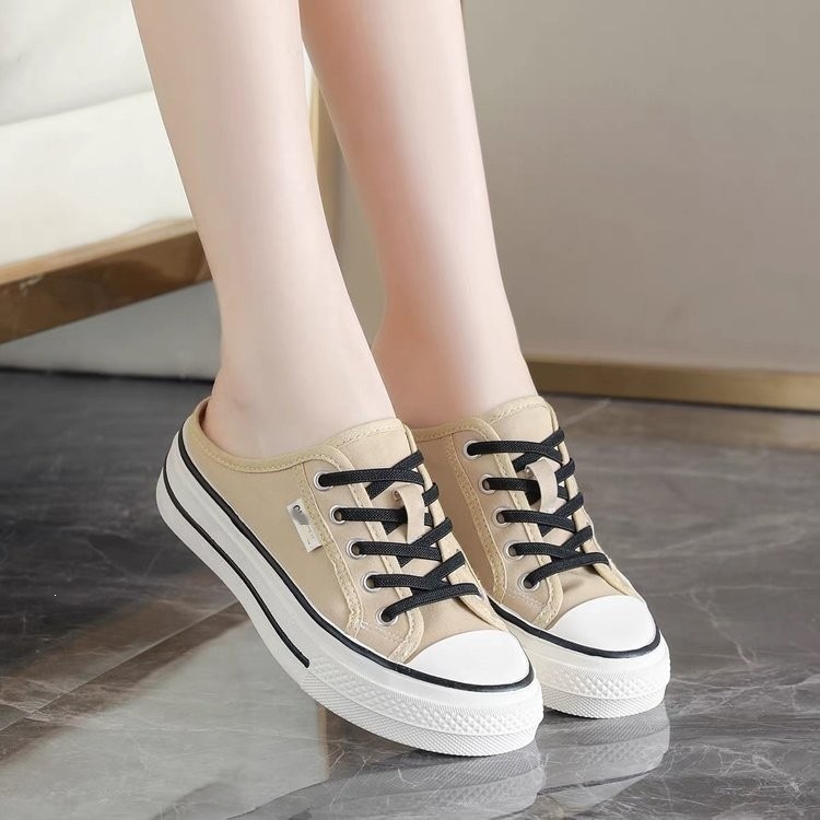 Zapatos de lona de la mitad de la parte inferior gruesa para mujeres 2026 nuevo verano retro versátil zapatos de skate casuales un pedazo de zapatos blancos pequeños