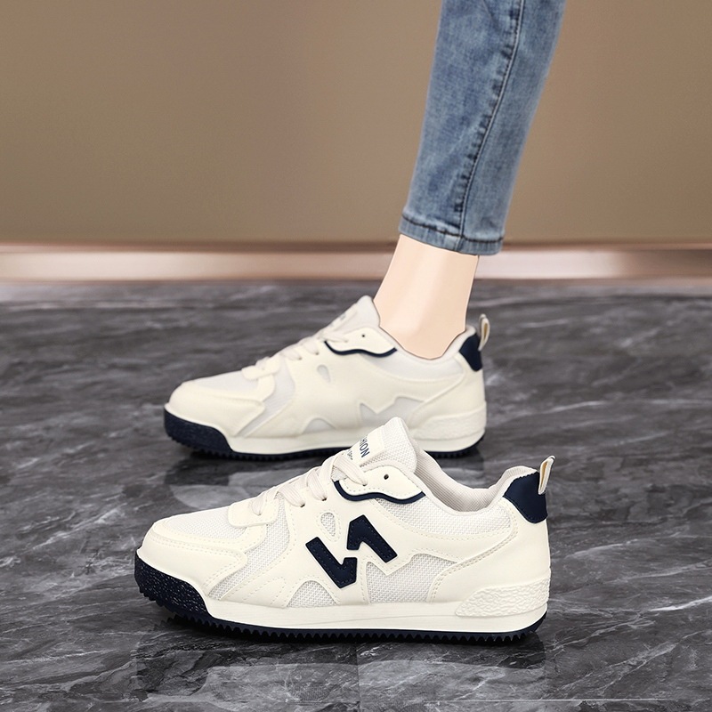 2026 Summer New Breathable Mesh Shoes Thick-Soled Comfortable Casual Sports Shoes Fashionable Versatile Women's Shoes Wholesale 2026 Summer New Breathable Mesh Shoes Thick-Soled Comfortable Casual Sports Shoes Fashionable Versatile Women's Shoes Wholesale