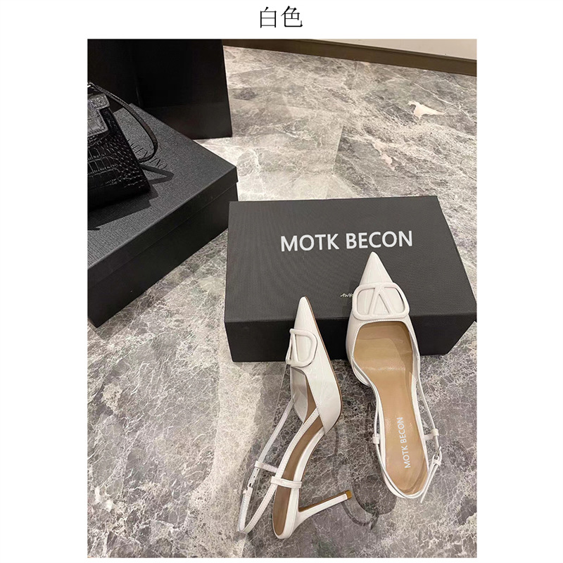 Hong Kong zapatos de tacón alto para mujeres 2025 verano nuevo punto desnudo zapatos de tacón delgado nicho francés sandalias de cabeza