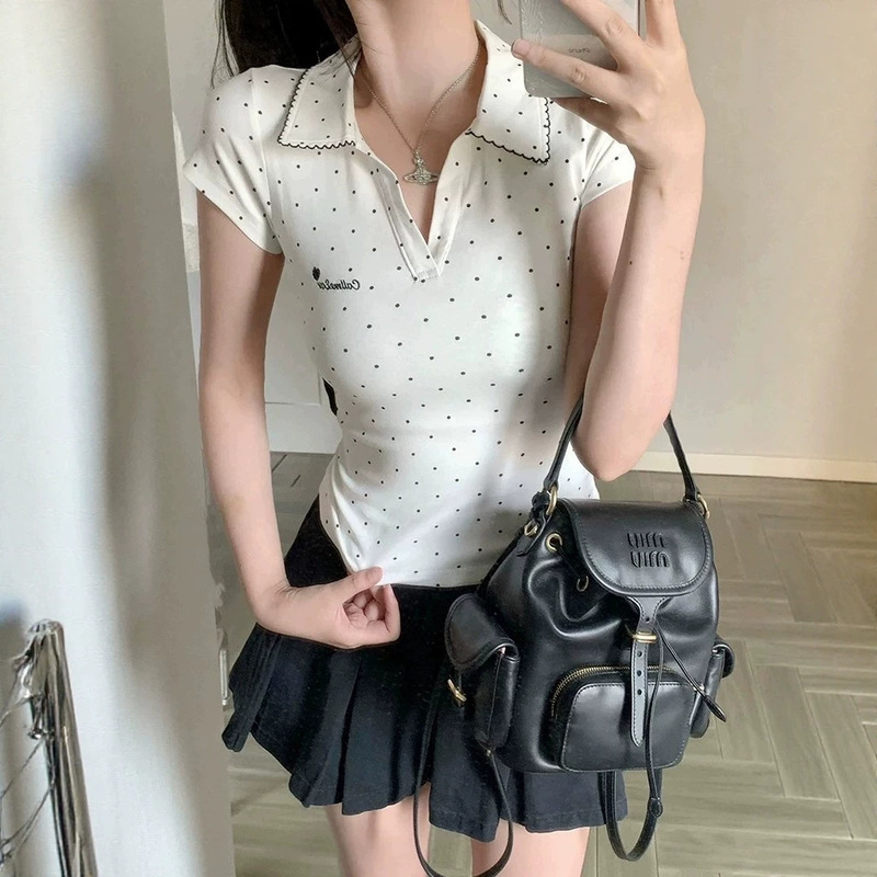 Polka Dot Polo Shirt with Contrasting Color Lapels, College Style Short-Sleeved T-Shirt for Women, Summer Slim Fit, Waist-Cinching, Unique and Super Stylish Top Polka Dot Polo Shirt with Contrasting Color Lapels, College Style Short-Sleeved T-Shirt for Women, Summer Slim Fit, Waist-Cinching, Unique and Super Stylish Top