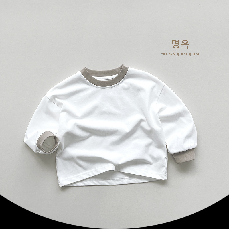 Camiseta de manga larga simple para niños y niñas primavera nueva tapa de algodón puro para niños ropa de estilo coreano Zhejiang Huzhou