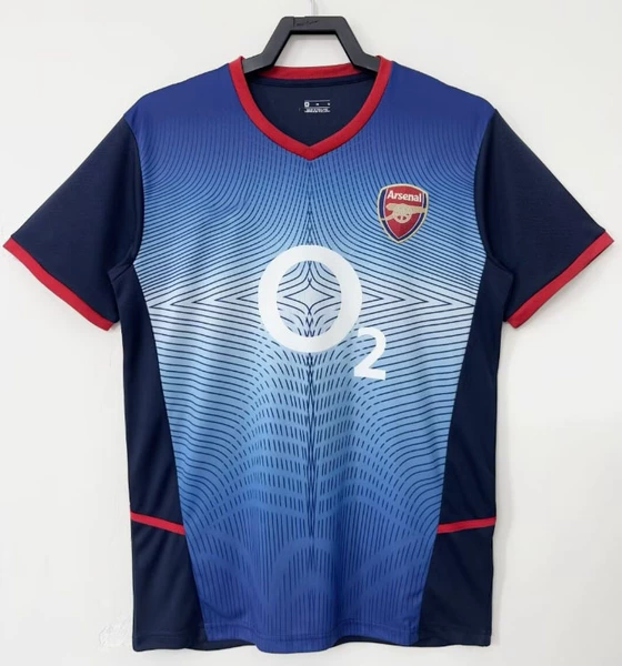 2002-04 Arsenal away