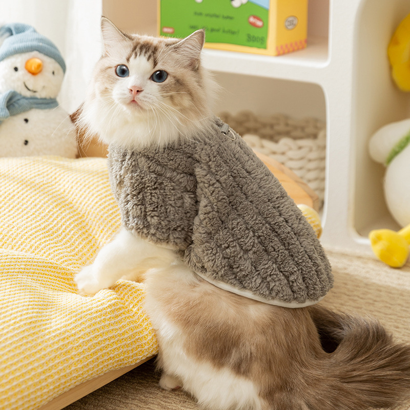 Otoño y invierno gatos adorables de algodón acolchado vestido de peluche gato sin pelo más cálido que osos peluche perros ropa de mascotas