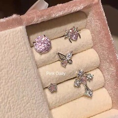 軽くて豪華なピンクのジルコンのクロスの耳の骨の釘のチタンの鋼はねじの花火をねじって耳のウォームを切ります。