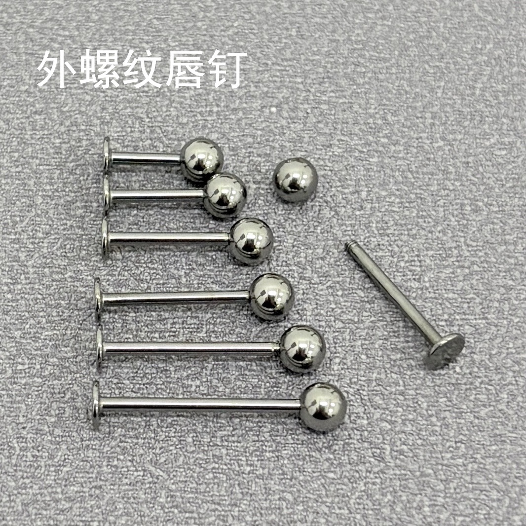 16G labret stud size and finish detail