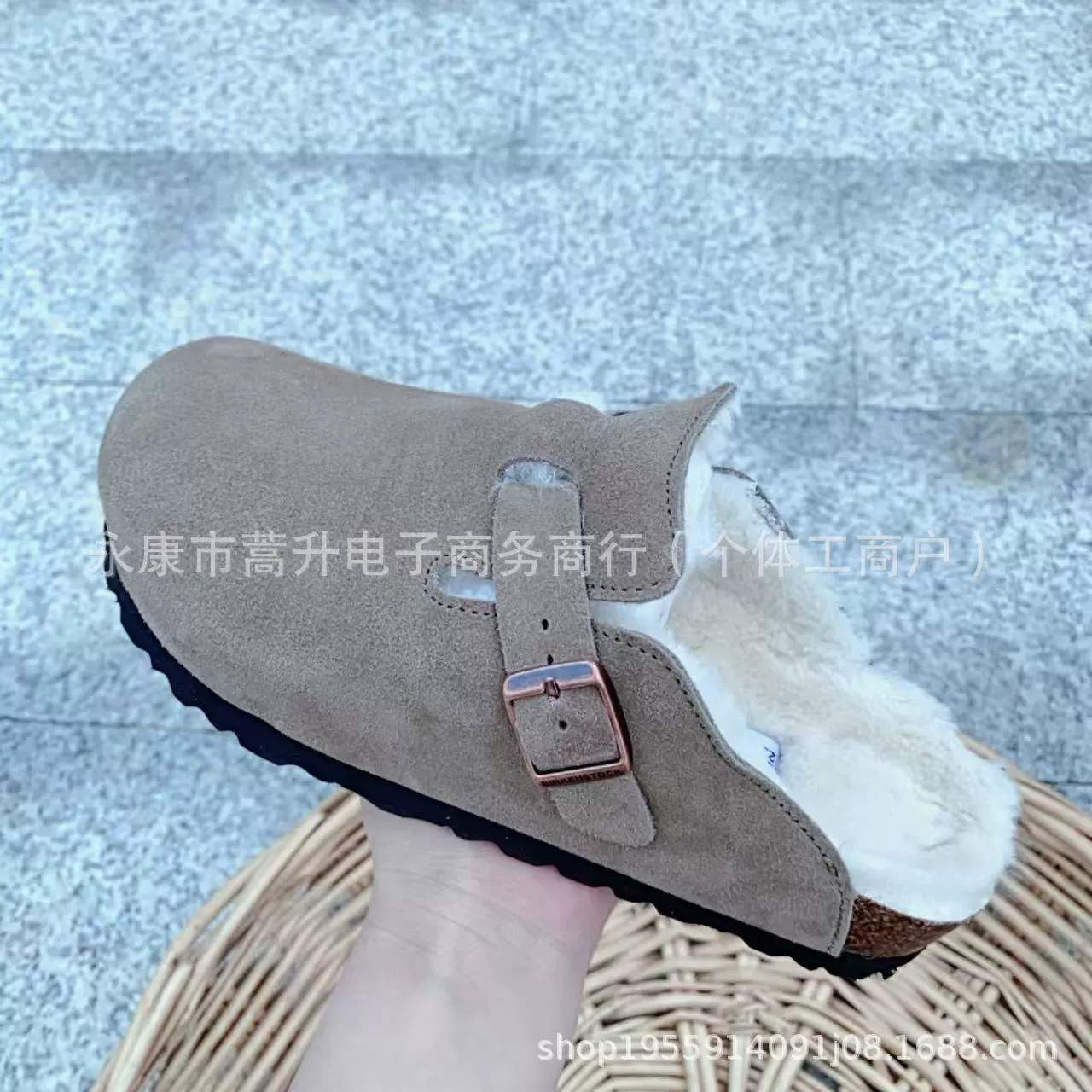 Босоножки Birkenstock плюс бархатная кожа 2025, ретро слипоны «ленивые» с толстой подошвой и закрытым носком, меховые тапочки для женщин как верхняя обувь