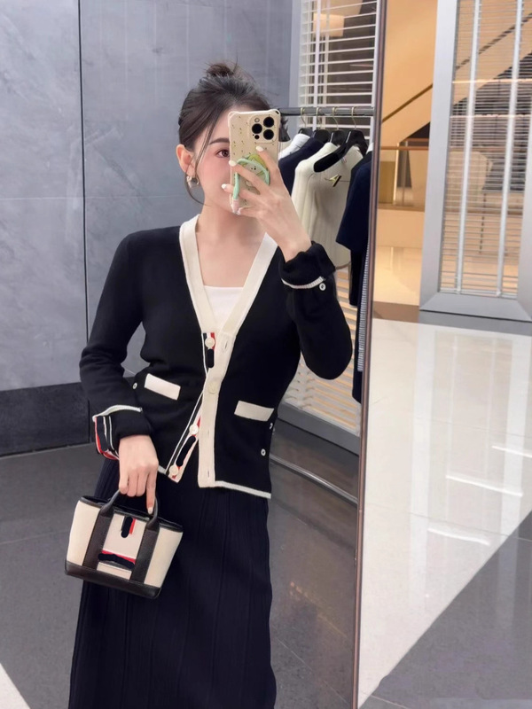 藏蓝撞色新款针织开衫女外套2025早秋休闲学院风宽松慵懒上衣外套|undefined