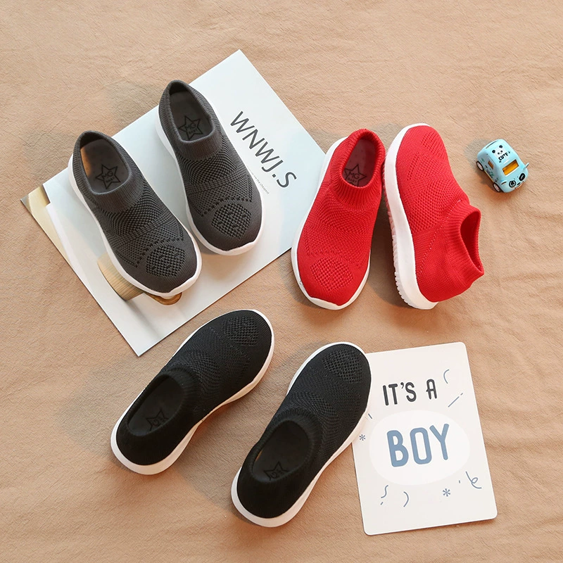 Весна 2025 года. Новые детские кроссовки для мальчиков и девочек. Повседневная обувь, мягкая подошва, спортивная обувь, клетчатая вязаная нескользящая обувь-носки.