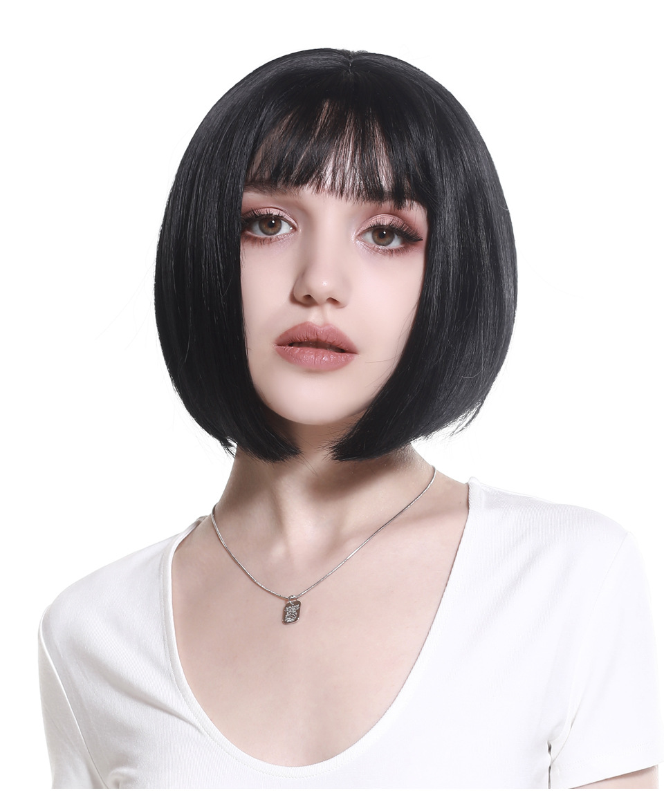 Women's Simple Style Multicolor Casual High Temperature Wire Bangs Short Straight Hair Wig Net display picture 1